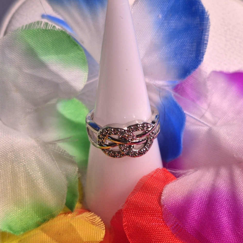 Elegant Silver Filled Knot Ring 6
